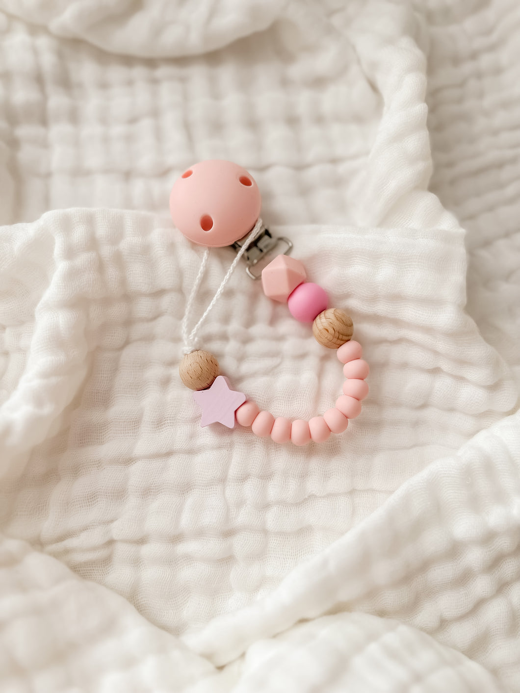 Pink star dummy clip | CMC GOLD