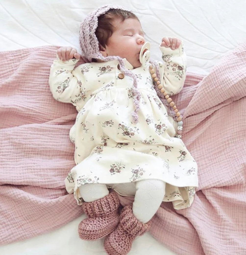 Dusty pink organic muslin wrap