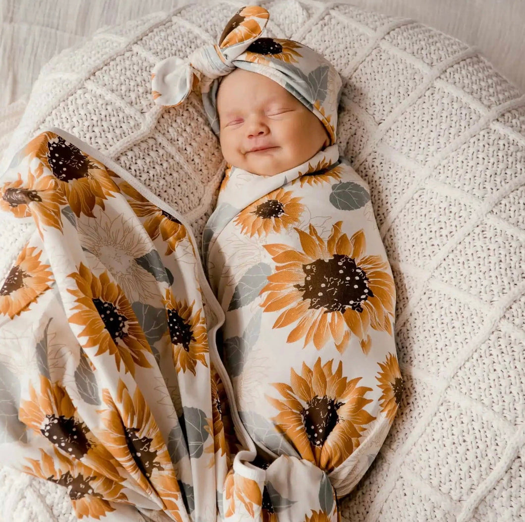 Sunflower swaddle & bow set