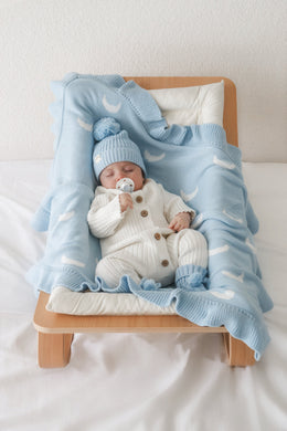 Ruffle Blanket | Moon